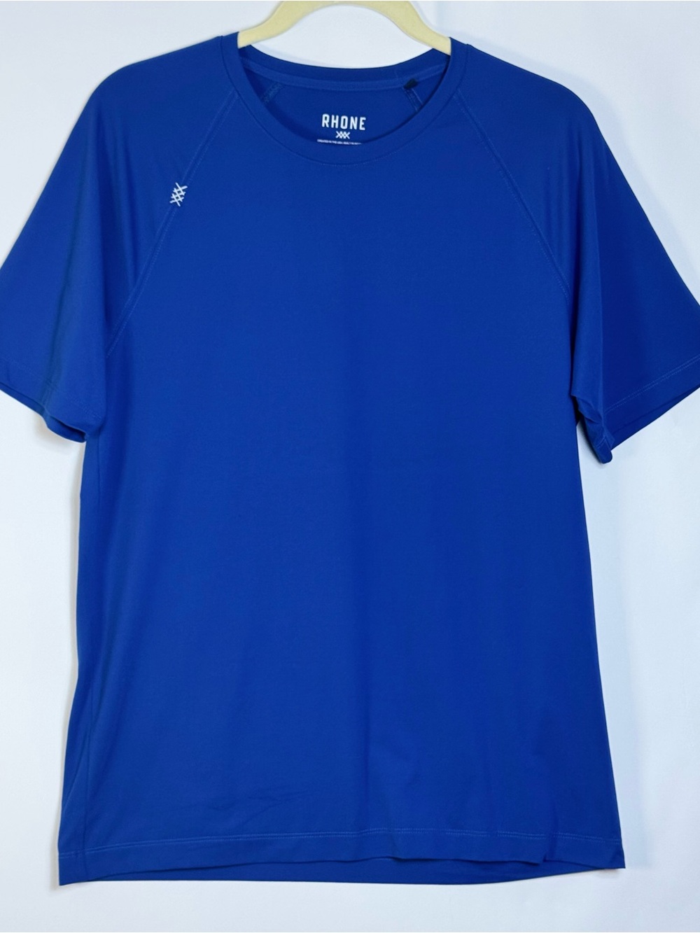 Rhone Reign Short Sleeve Performance Men’s Tee Size Medium